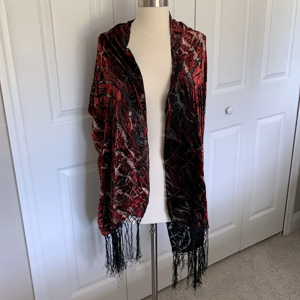 Velvet burnout scarf with fringe- silk blend- red and black made in Italy